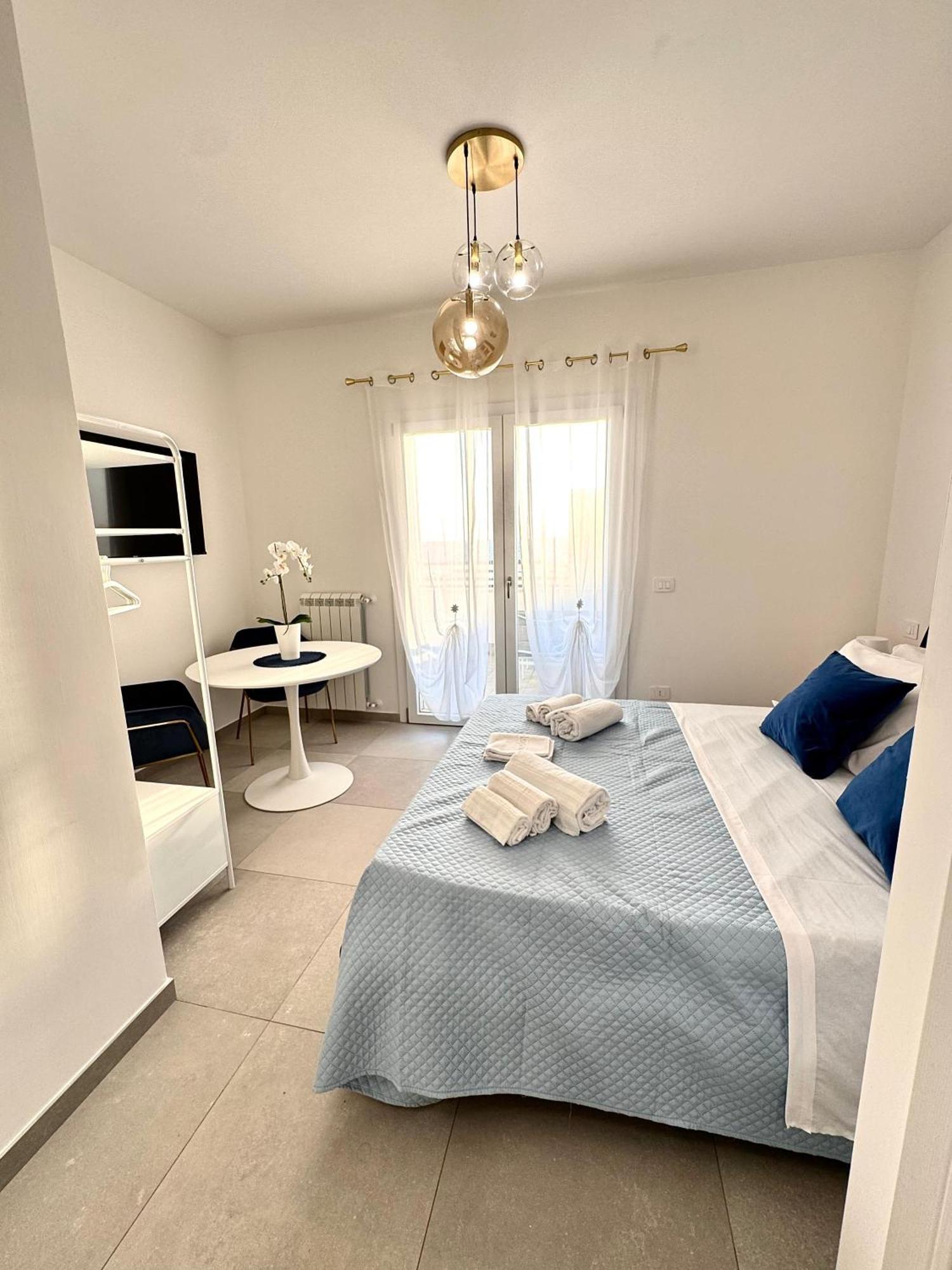 Suites Dreams Fiumicino Mare Екстер'єр фото